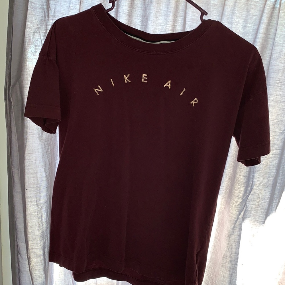 Nike tee